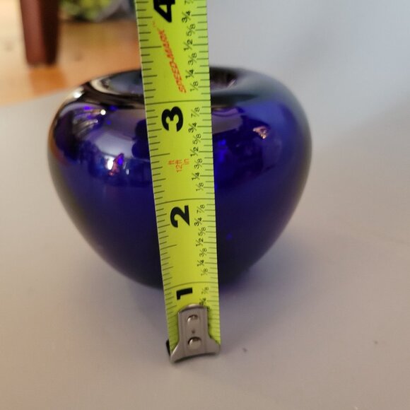 Handcrafted Cobalt Blue Glass Apple Figurine Paperweight - Picture 7 of 8